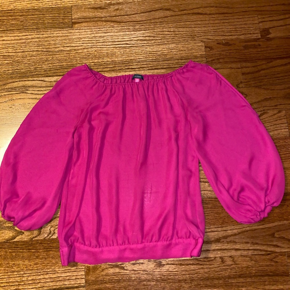 VINCE CAMUTO OFF-SHOULDER PINK BLOUSE - Picture 4 of 4